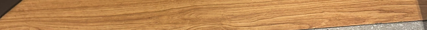alt="Before and after using self-adhesive PVC floor tiles in kitchen renovation"
